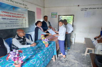Distribution of Caste Certificates under Special Drive of Mission Bhumiputra